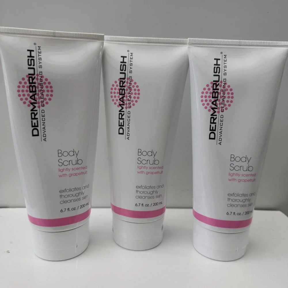 DERMABRUSH Advanced Cleansing Body Scrub Lightly Scented Grapefruit 6.7oz SET 3‎